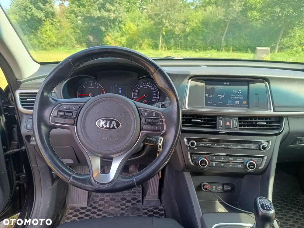 Kia Optima 1.7 CRDI L - 13