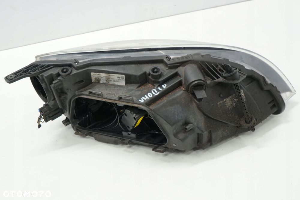 VOLVO V40 II 14R LAMPA LEWY PRZÓD PRZEDNIA ANGLIK UK 31420005 - 5