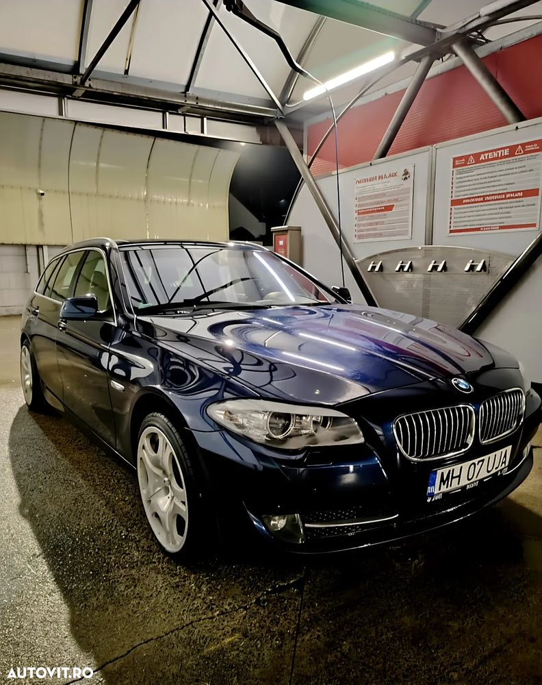 BMW Seria 5 520d Touring Blue Performance - 1