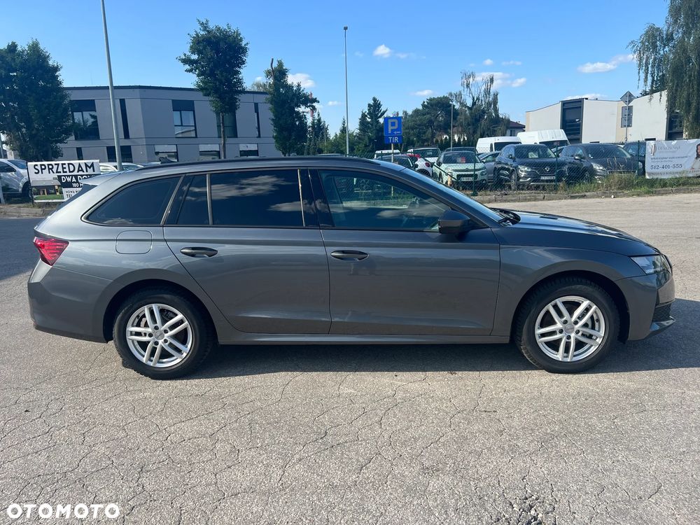 Skoda Octavia 2.0 TDI Selection DSG - 9