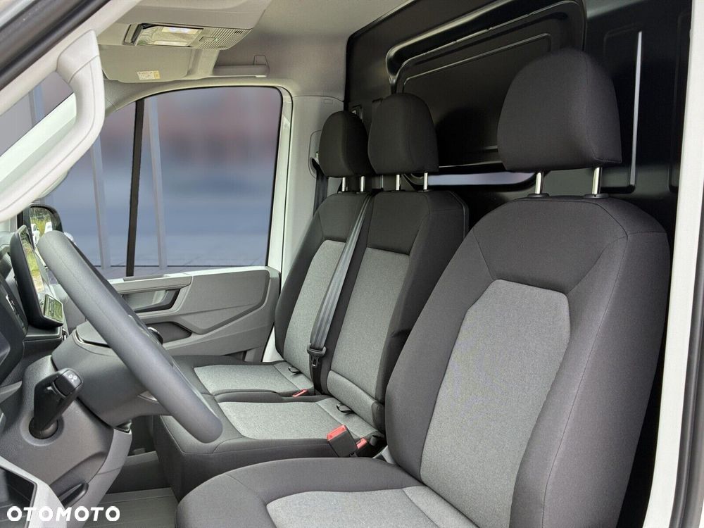 Volkswagen Crafter 35 Furgon L3/H2, 2.0 TDI 140 KM, Niski dach, r.o. 3640mm - 17