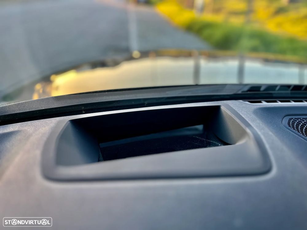 BMW M4 Competition M xDrive - 11