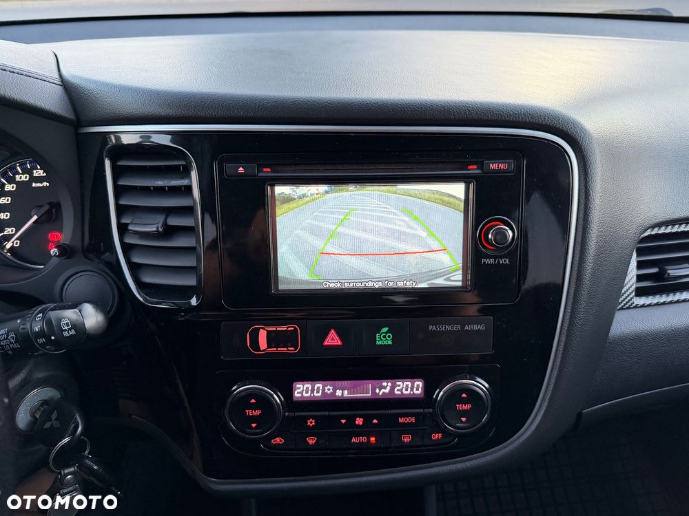Mitsubishi Outlander 2.0 2WD Active - 18