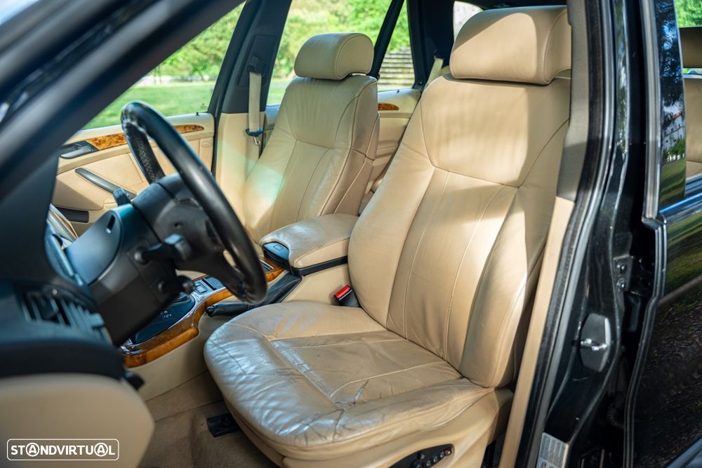 BMW X5 4.4 i Edition Exclusive - 16