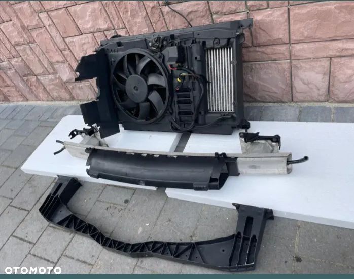 Pas przedni, chłodnice belka Citroen C4 Peugeot 308 Picasso 2.0 HDi - 2