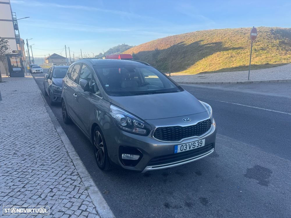 Kia Carens 1.7 CRDi ISG TX - 8