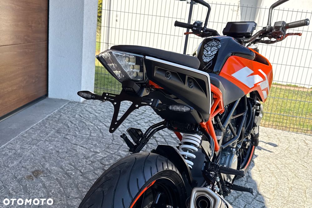 KTM Duke 125 - 14