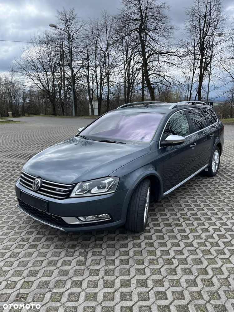 Volkswagen Passat Alltrack 2.0 TDI 4Motion DSG BlueMotion Tec - 1