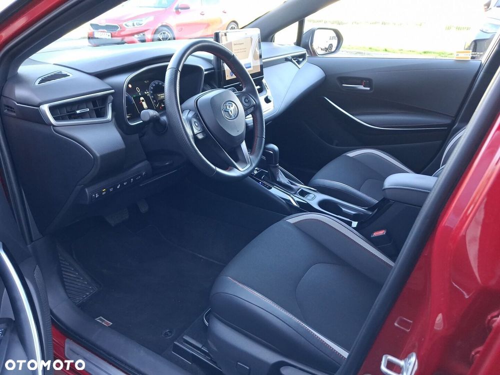 Toyota Corolla - 13