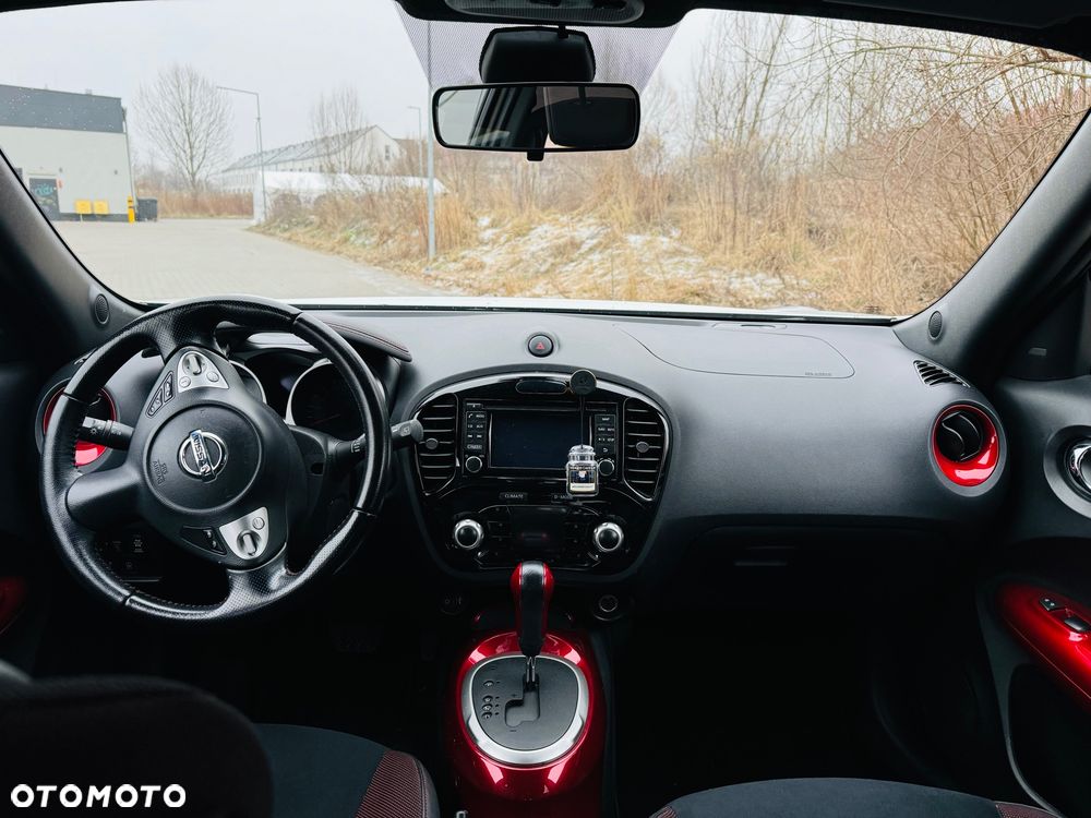 Nissan Juke 1.6 DIG-T N-Connecta 4WD Xtronic EU6 - 12