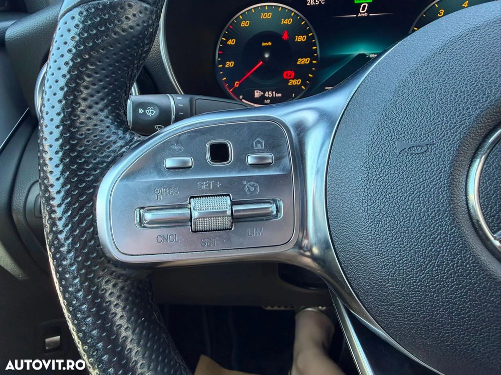 Mercedes-Benz GLC Coupe 200 4Matic 9G-TRONIC AMG Line - 21