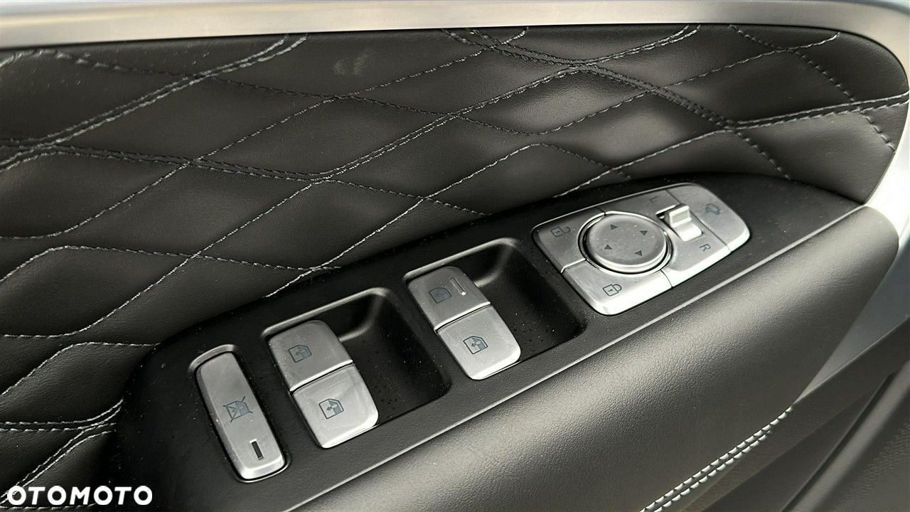 Genesis G70 - 29