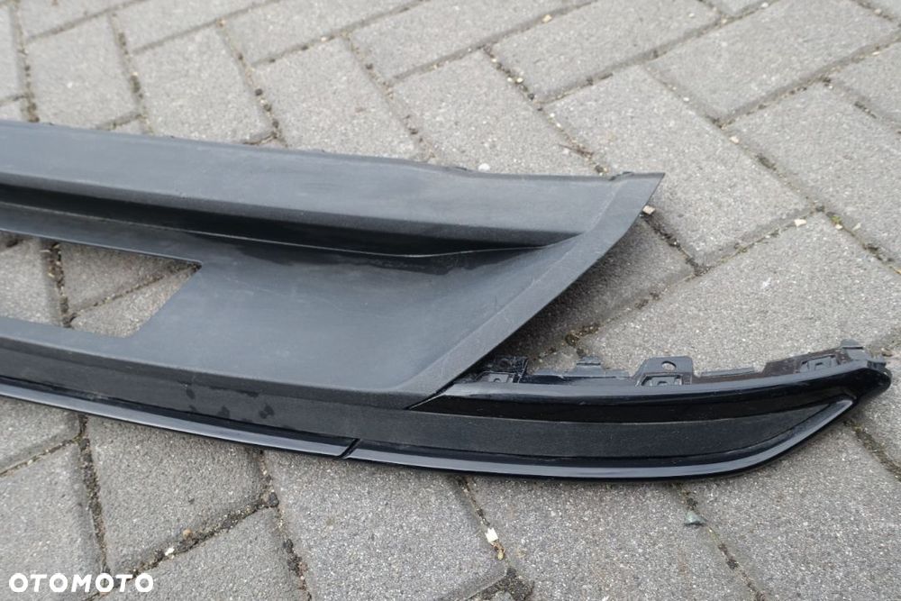 SPOILER DOKŁADKA ZDERZAKA TYŁ AUDI A3 8Y5 - 4