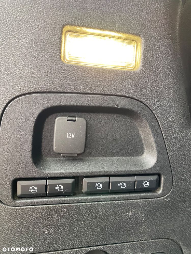 Ford S-Max 2.0 TDCi Titanium PowerShift - 12