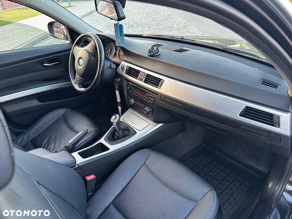 BMW Seria 3 316d - 6