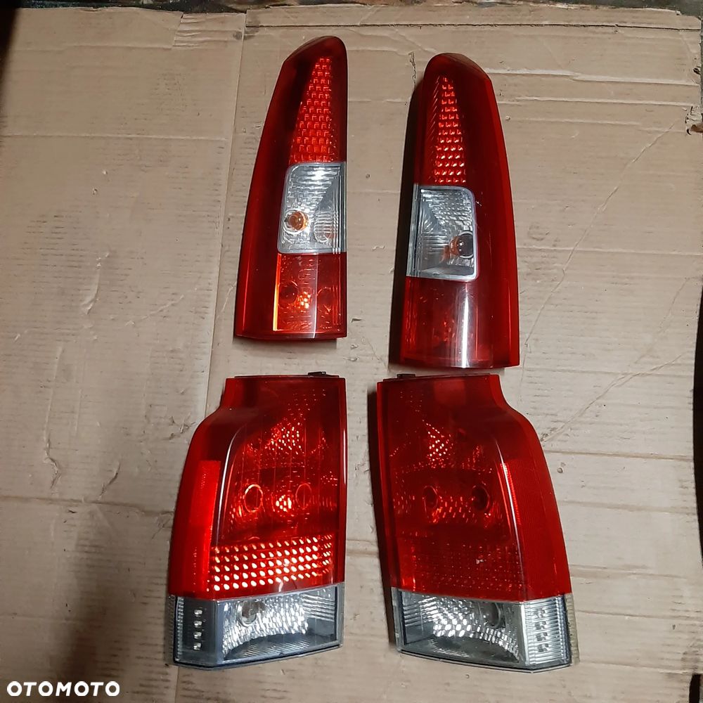 Lampa Tylna Górna Prawa Lub Lewa Volvo V70 XC70 lift diody - 1