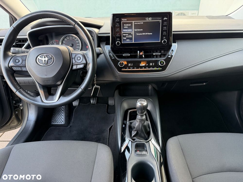 Toyota Corolla 1.5 Comfort - 18