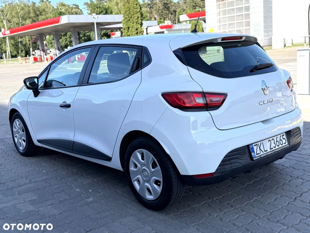 Renault Clio 1.2 16V Life - 5