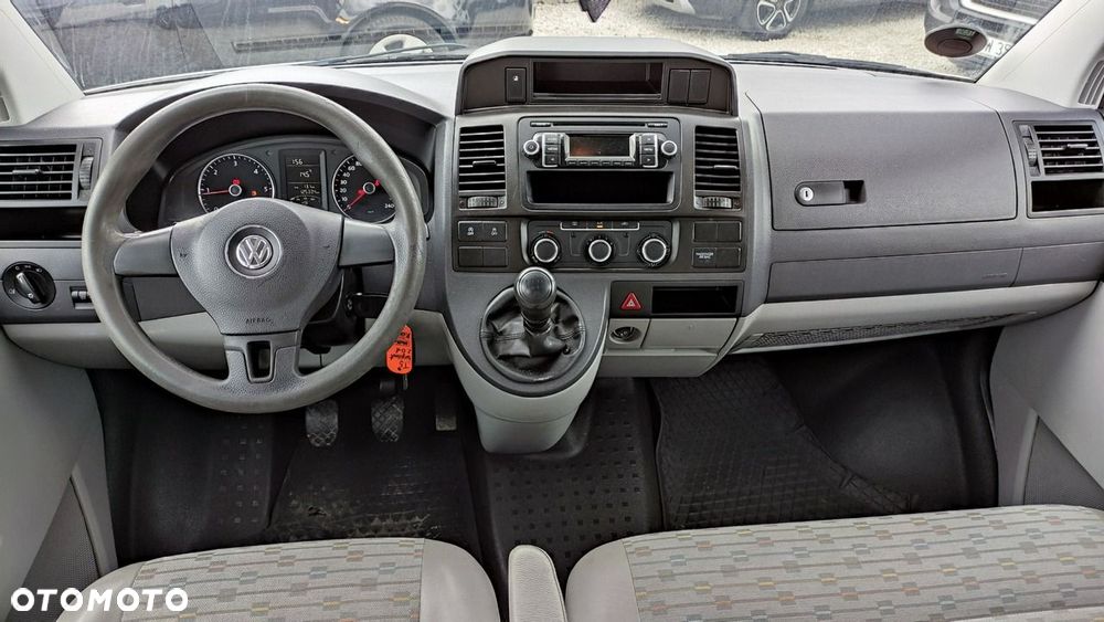 Volkswagen Transporter - 5