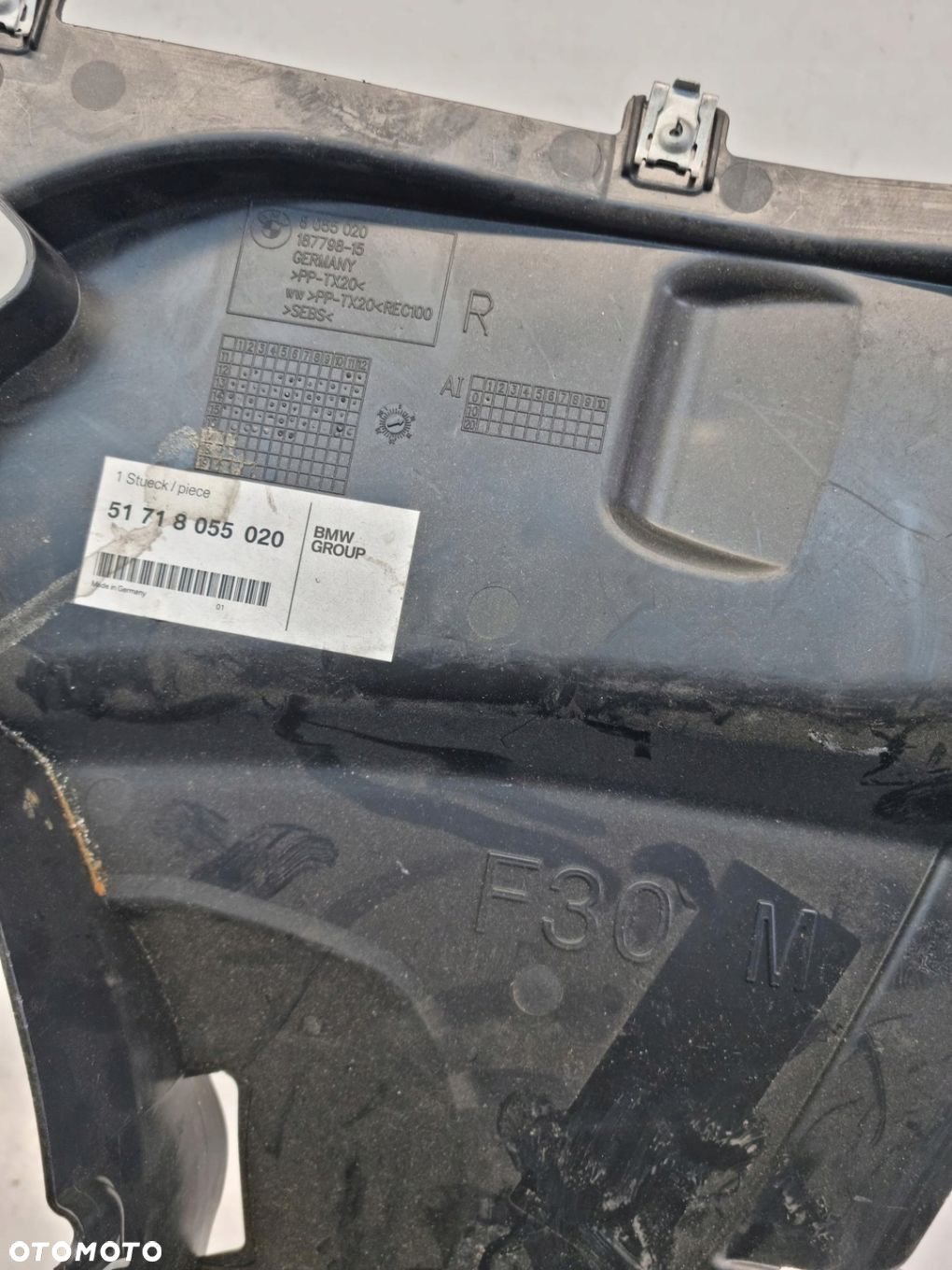 BMW 3 F30 F31 M-Pakiet Nadkole dolne osłona trójkąt PRAWY - 3