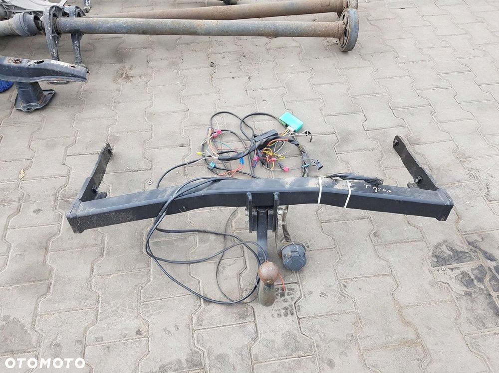 VW TIGUAN I 5N 06-15r HAK HOLOWNICZY - 2