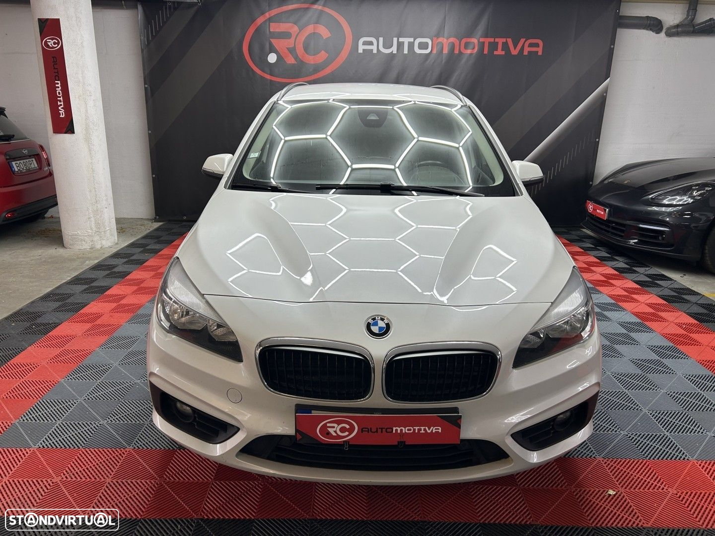 BMW 216 Gran Tourer d - 2