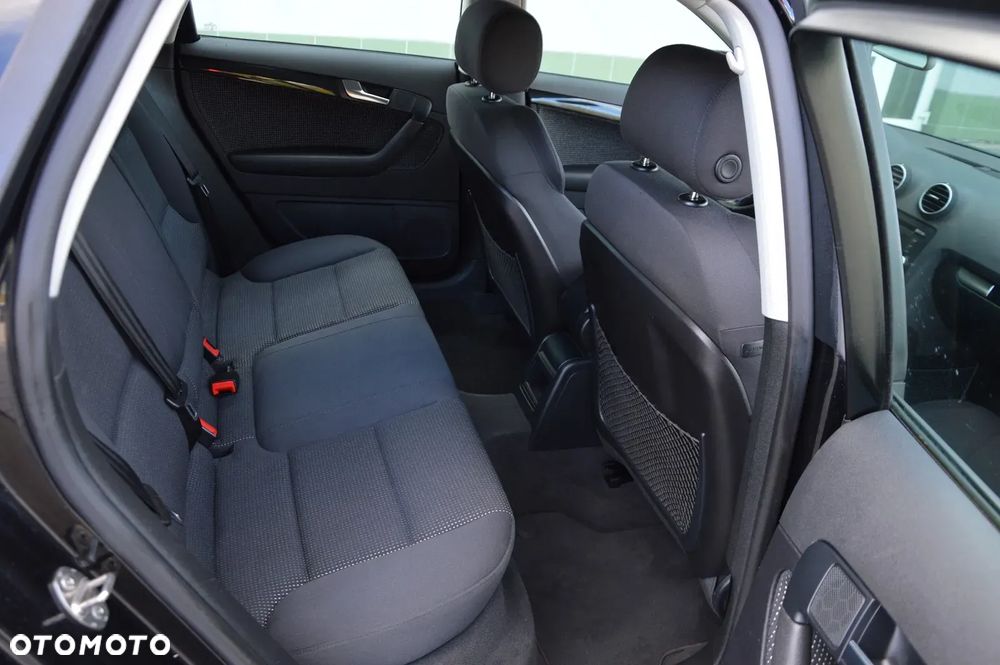 Audi A3 Sportback - 11