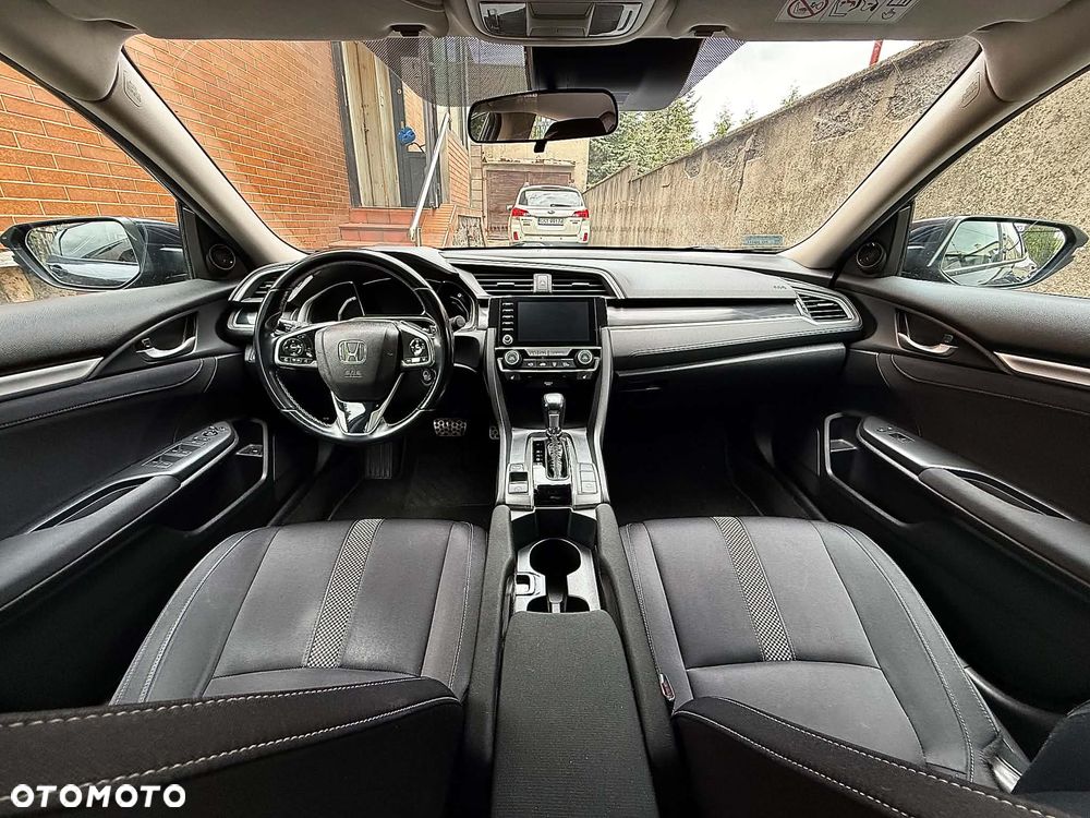 Honda Civic 1.5 T Elegance CVT - 13