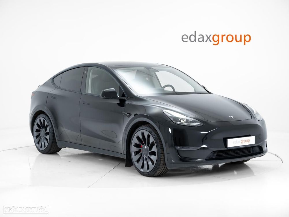 Tesla Model Y Performance Dual Motor AWD - 2