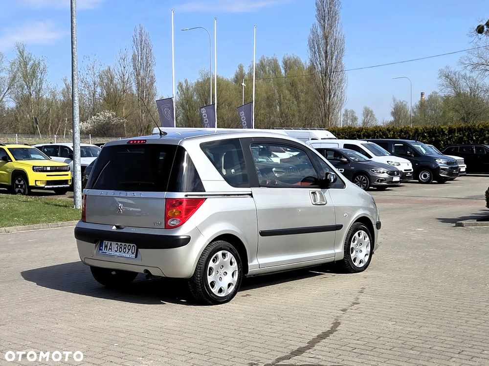 Peugeot 1007 1.4 Trendy - 9