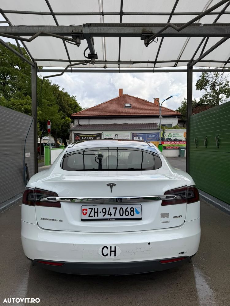 Tesla Model S 90D Allradantrieb Performance - 7