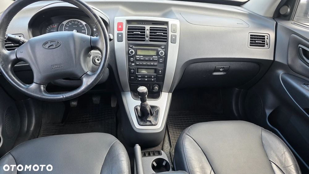 Hyundai Tucson 2.0 4WD GLS - 8