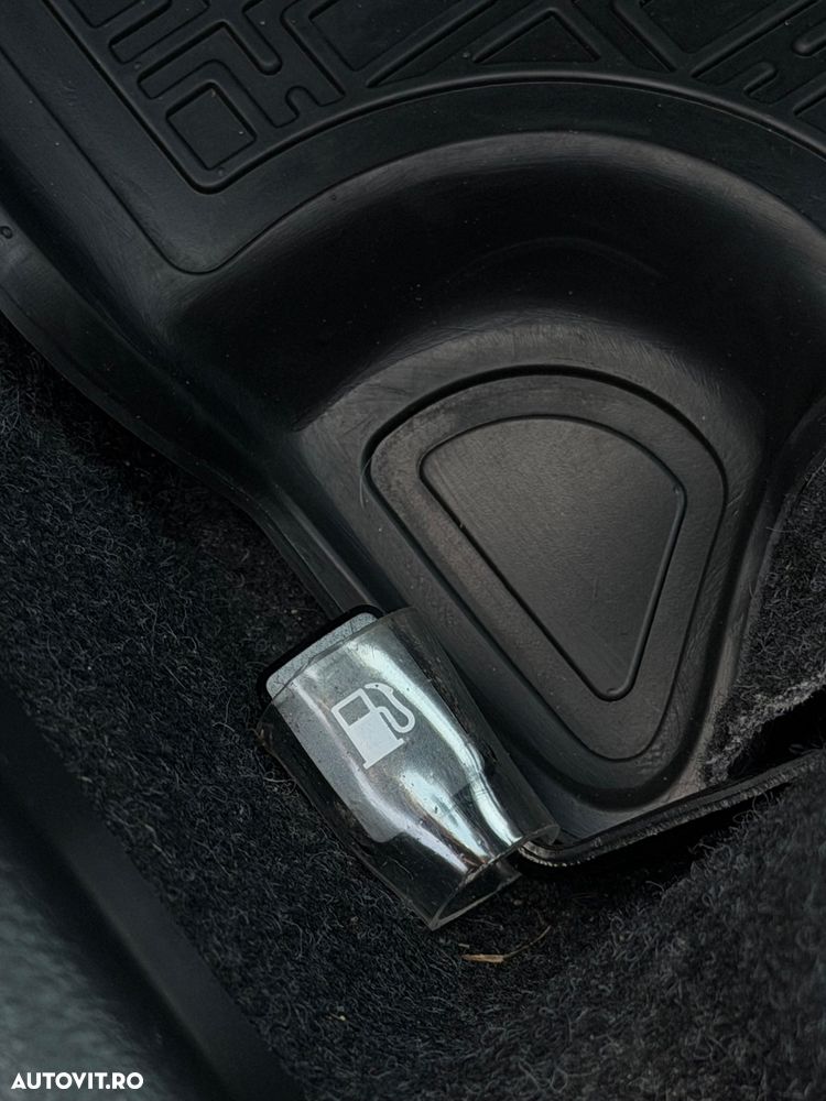 Suzuki Vitara - 18