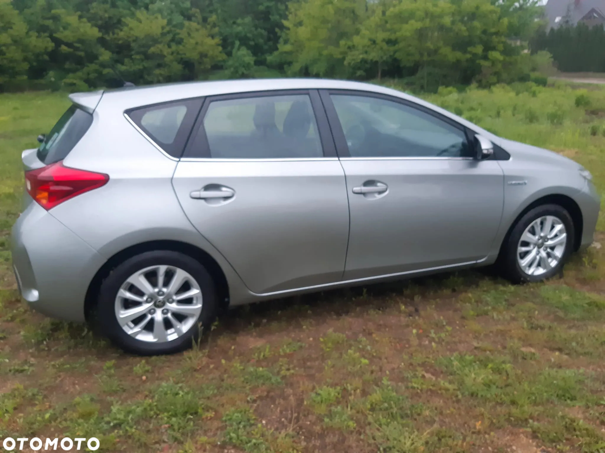 Toyota Auris 1.8 VVT-i Hybrid Automatik Comfort - 4