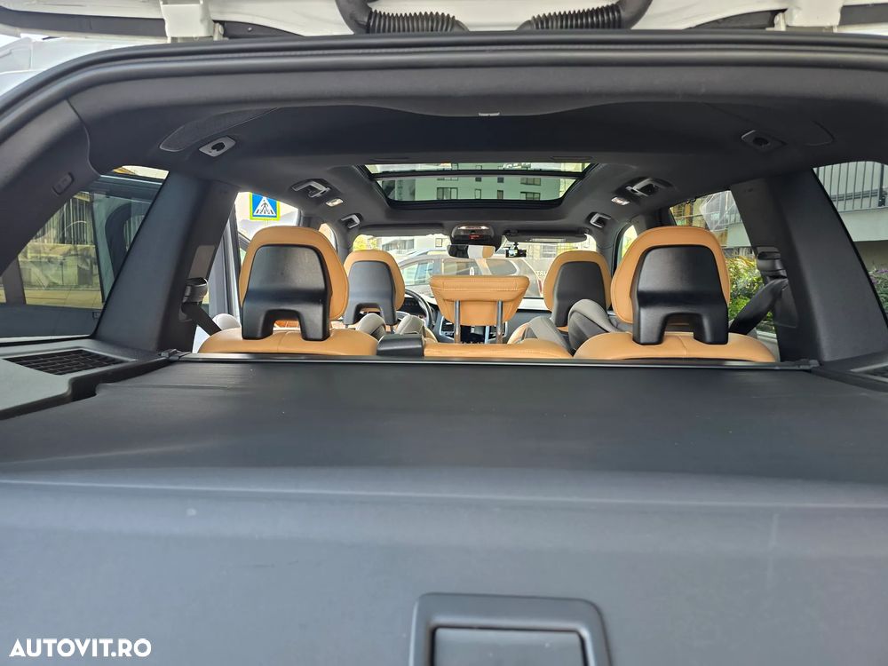 Volvo XC 90 D5 AWD Geartronic Inscription - 12