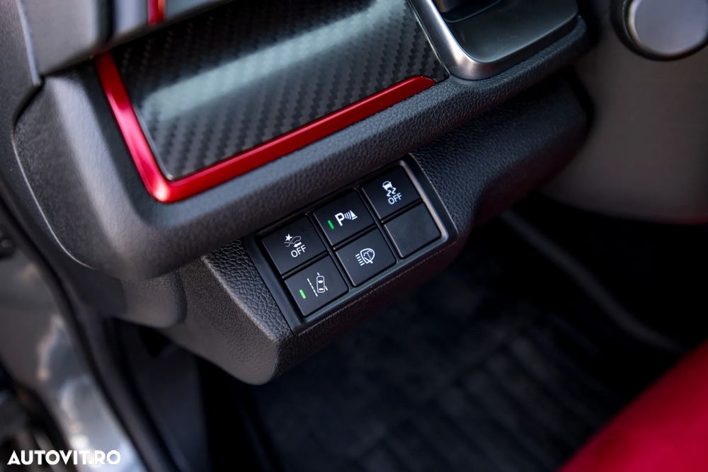 Honda Civic Type R 2.0 VTEC Turbo Ultimate Edition - 26