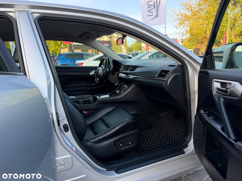 Lexus CT 200h Comfort EU6 - 27