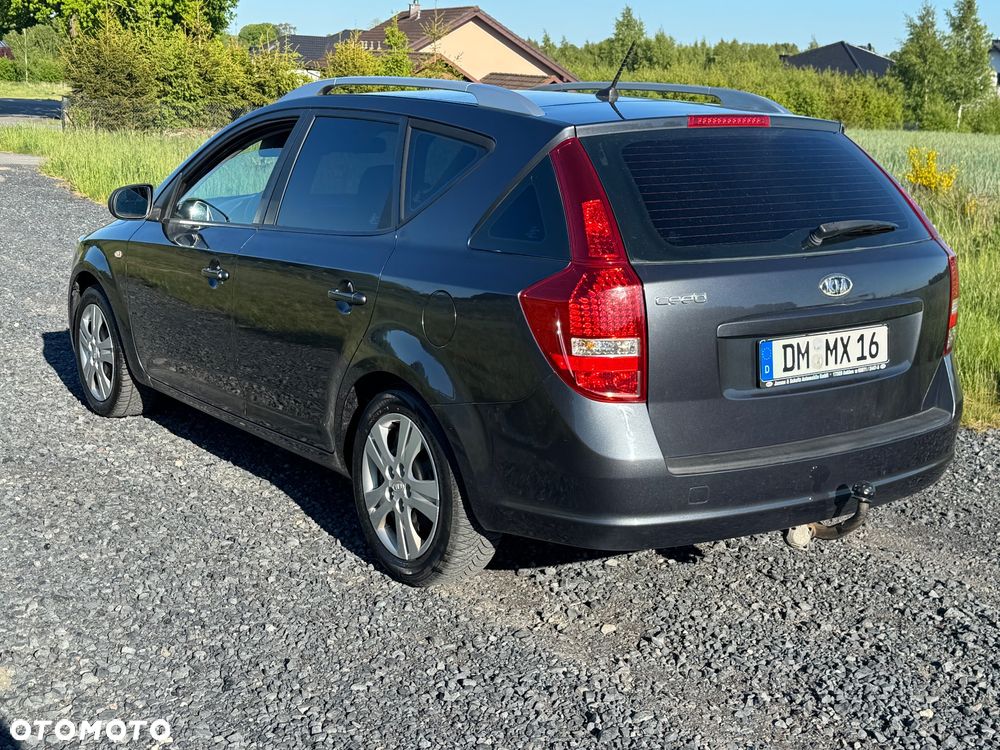 Kia Ceed 1.4 CVVT Attract - 5