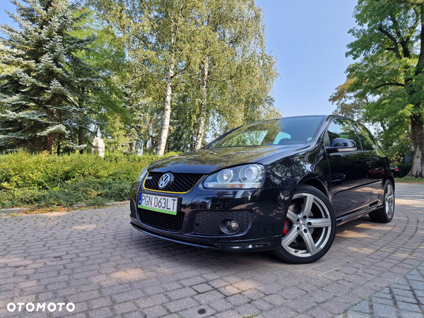 Volkswagen Golf 2.0 GTI DSG Pirelli