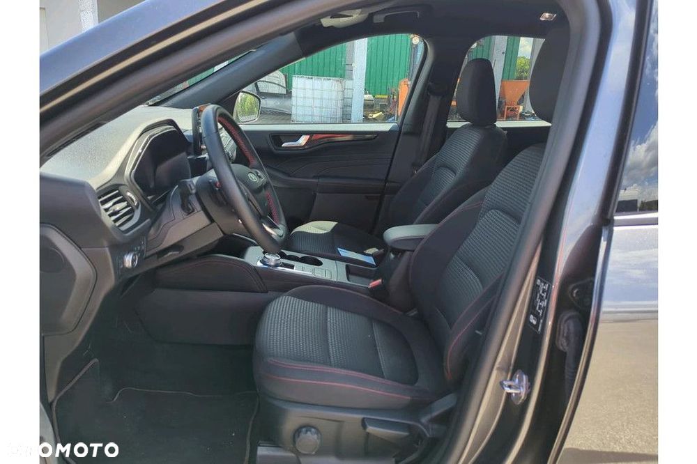 Ford Kuga - 5