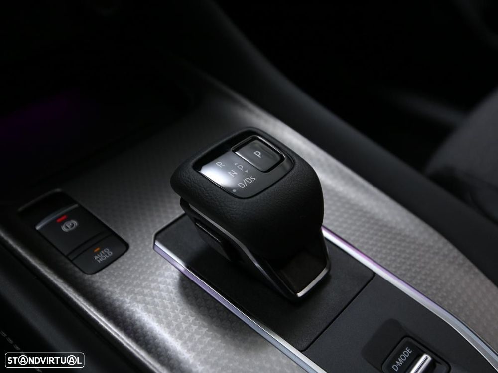 Nissan Qashqai 1.3 DIG-T MHEV Xtronic N-Connecta - 21