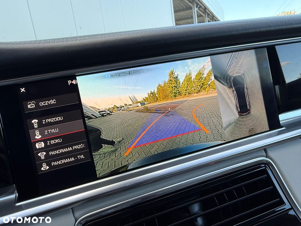 Porsche Panamera 4 Executive - 19