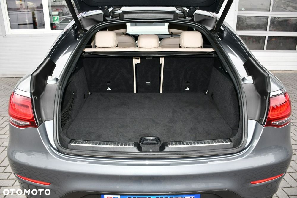 Mercedes-Benz GLC 200 d Business Edition - 38