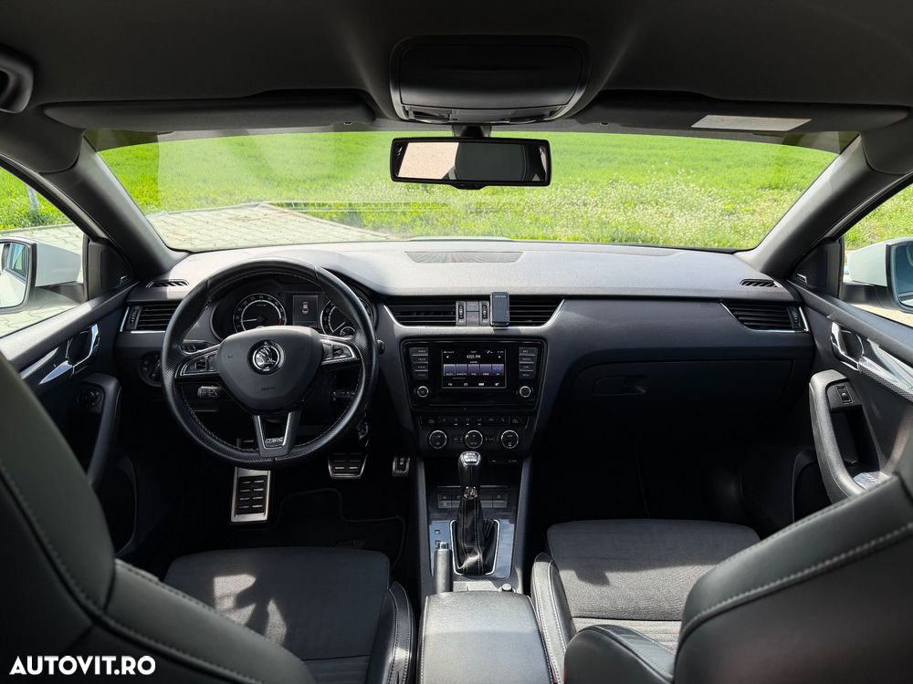 Skoda Octavia 2.0 TDI (Green tec) DSG RS - 9