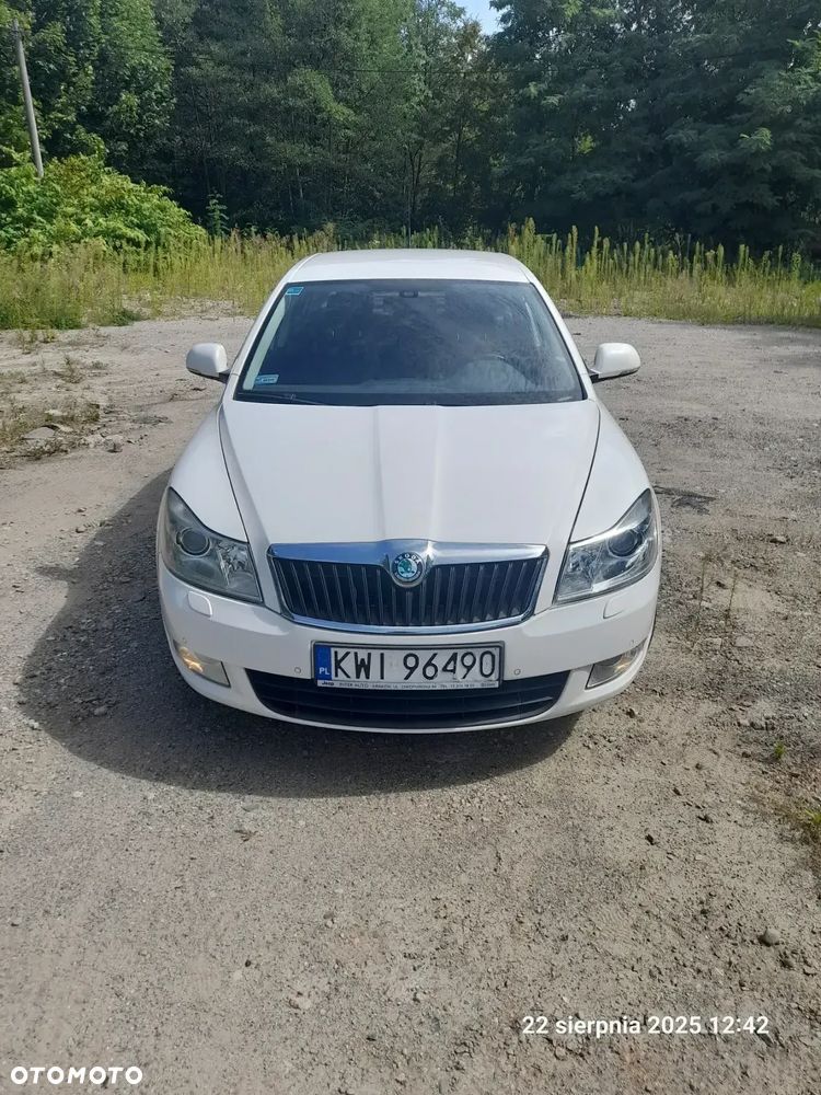 Skoda Octavia 2.0 TDI Ambiente DSG - 1