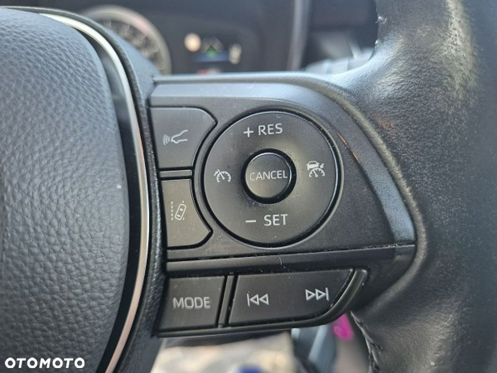 Toyota Corolla - 28
