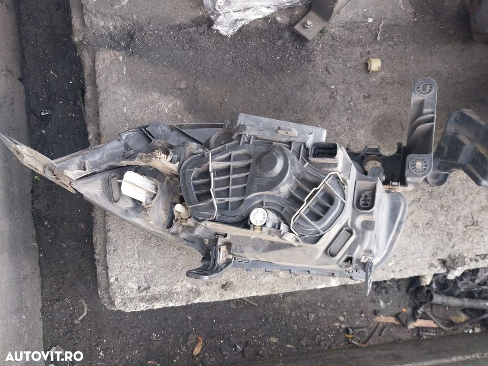 VAND FAR PARTEA DREAPTA PENTRU BMW SERIA 1 - 1