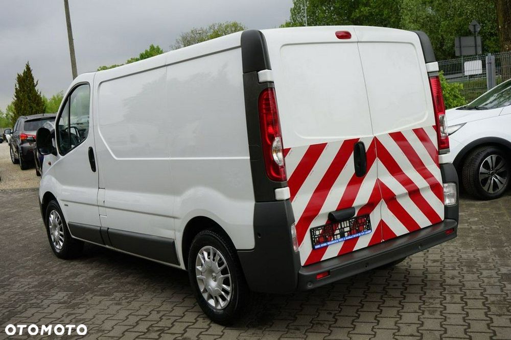 Opel Vivaro - 3