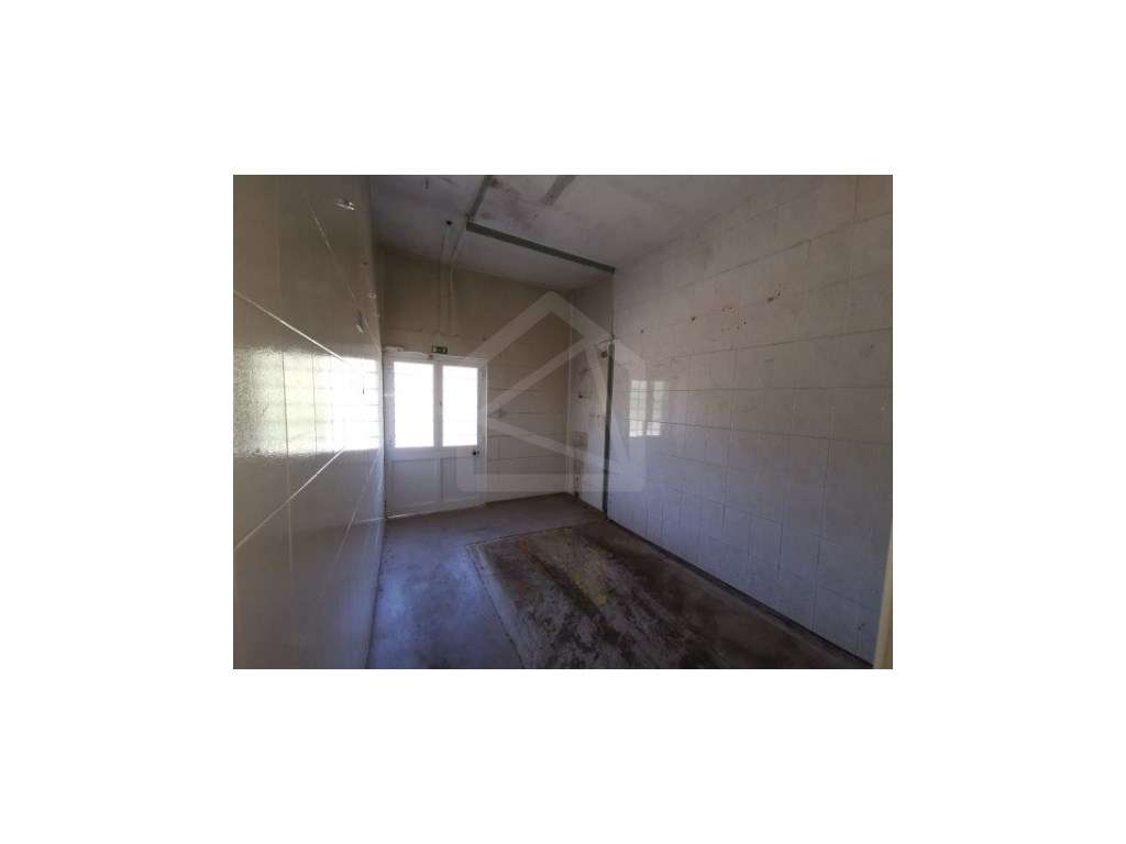 Armazém em Águeda - Grande imagem: 5/17