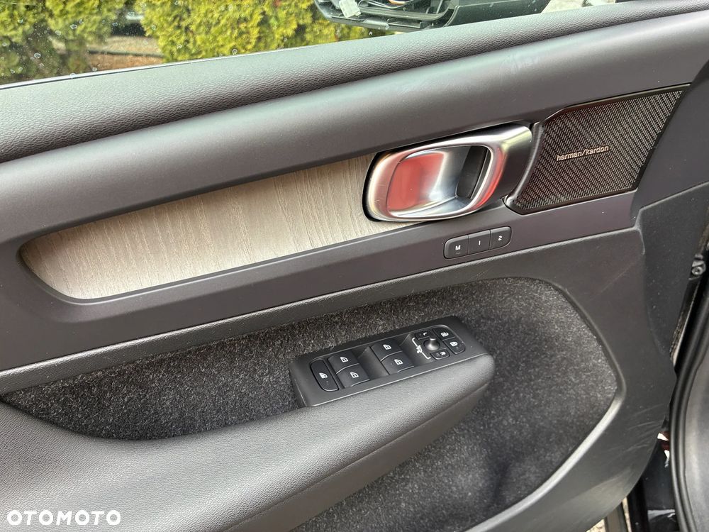 Volvo XC 40 T5 Plug-In Hybrid Inscription - 28